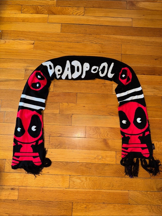 Marvel Other - Marvel Deadpool Scarf
